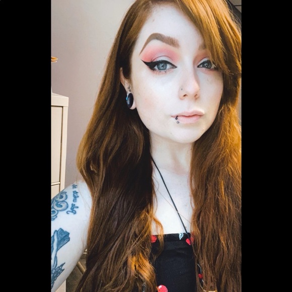 Meet your Posher, Susie - Picture 8 of 10